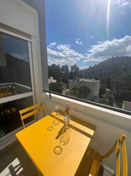 "Lou Mes" Baux-De-Provence Balcon Apartment ภายนอก รูปภาพ